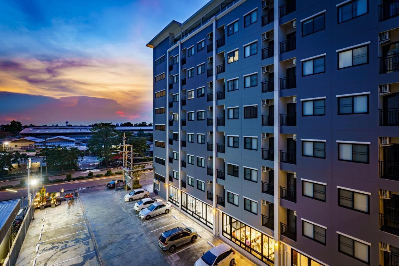 Lux Boutique Hotel Nonthaburi Exterior foto