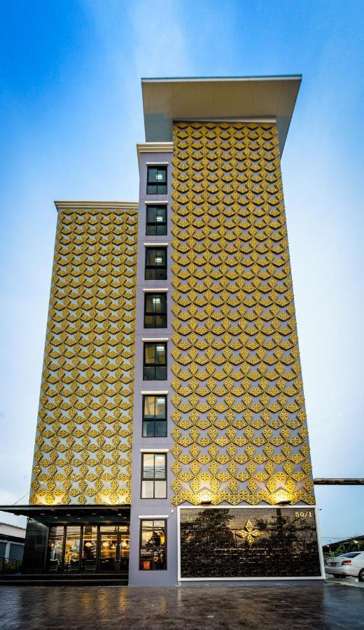 Lux Boutique Hotel Nonthaburi Exterior foto